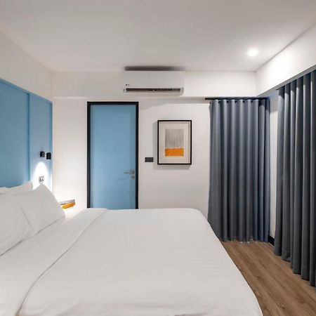 Myhotel Cmyk@Ratchada Bangkok Exterior photo